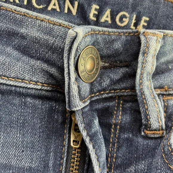 American Eagle Dark Wash Distressed Short Stretch Mid Rise Skinny Jeans 2 4 25 - Picture 3 of 12